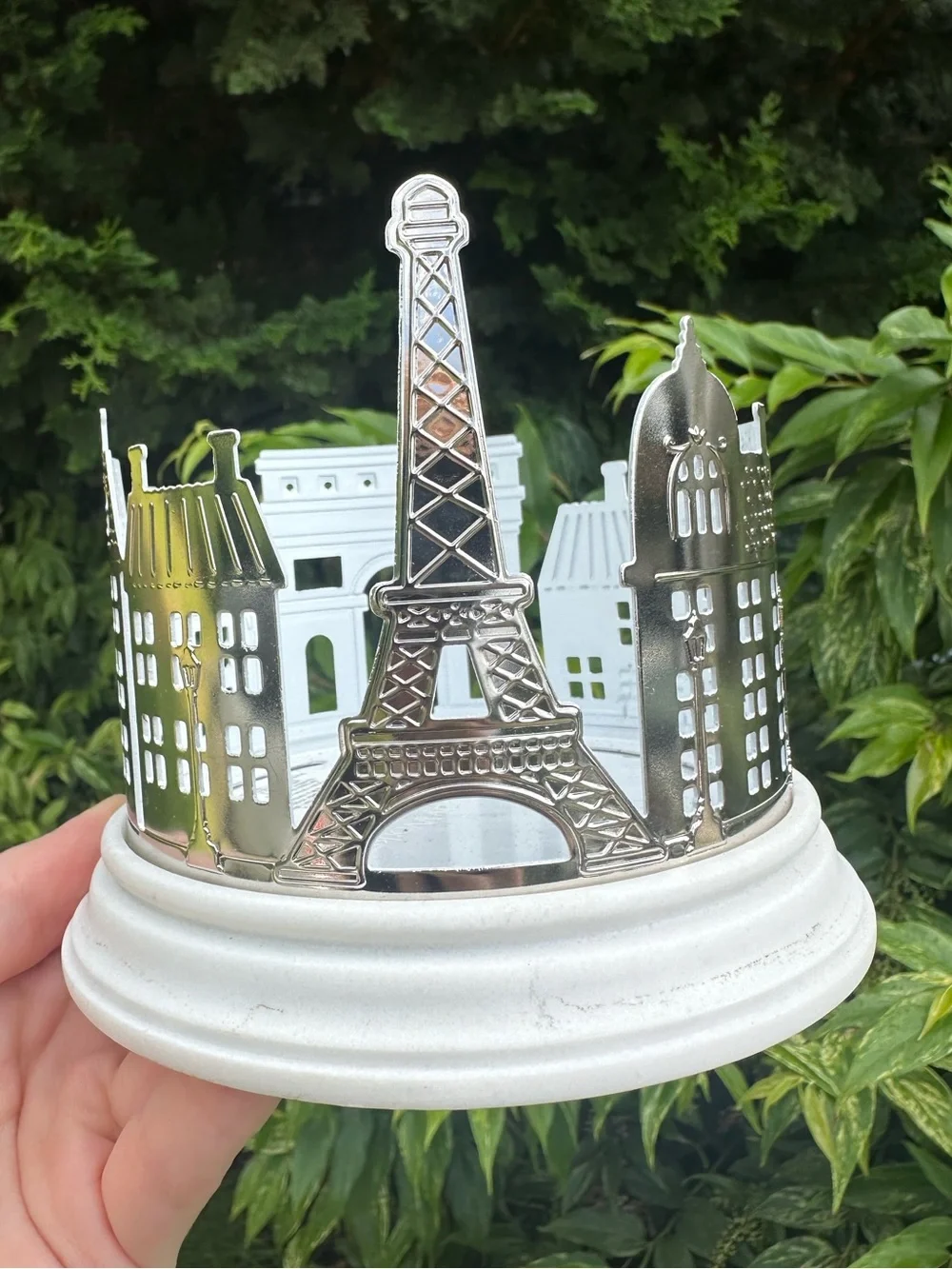 Bath & Body Works White/Silver Cityscape 3 Wick Candle Holder Emily In Paris - Picture 2 of 7